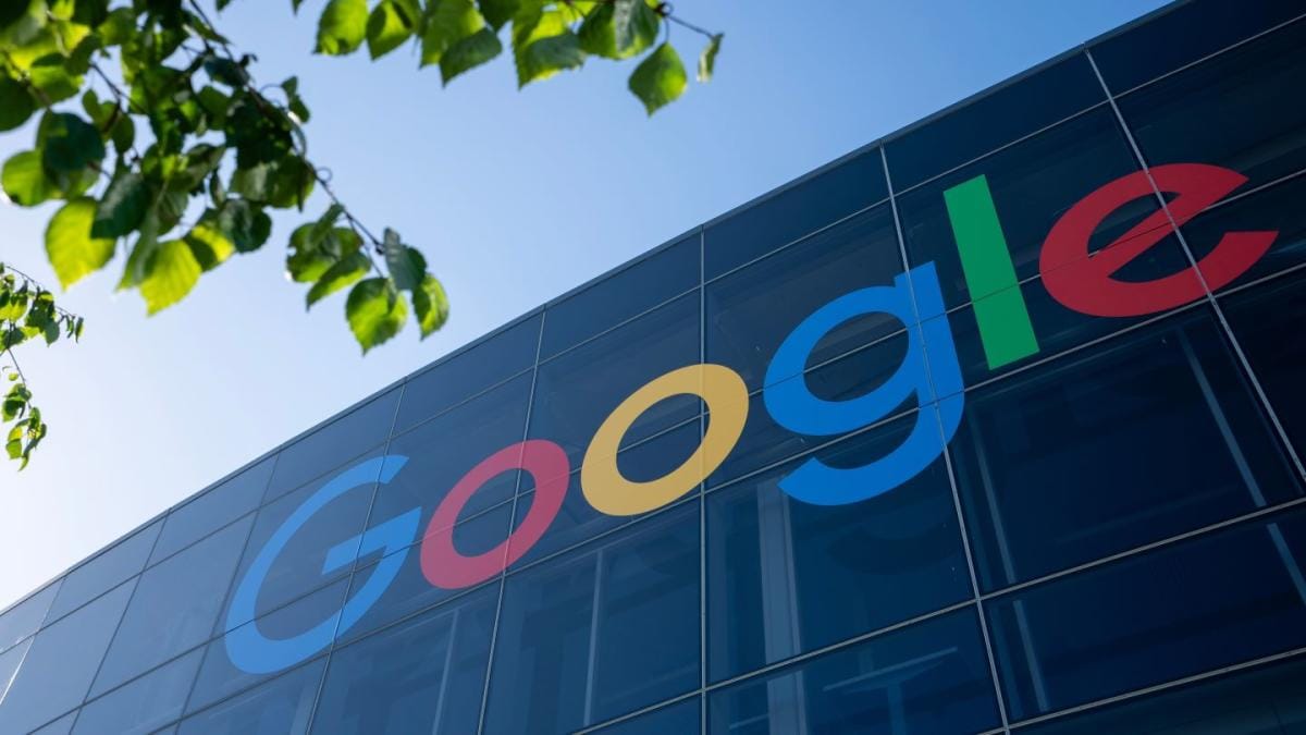 Exploring Google's Market Volatility in 2025: Regulatory Challenges, AI Investments, and Competitive Pressures